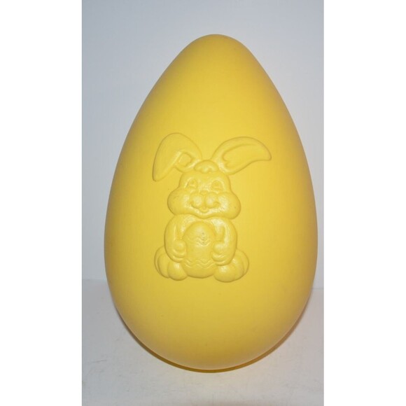 Vtg 1998 Grand Venture Yellow Large Easter Egg Blow Mold w Rabbit On Front - Picture 2 of 7